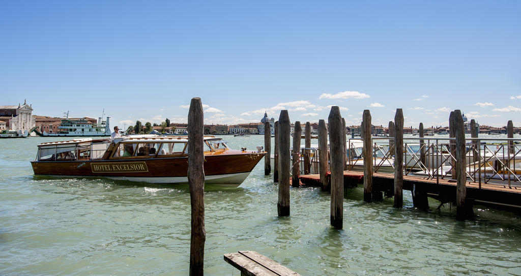 Hotel Excelsior Venice Lido di Venezia Exterior foto
