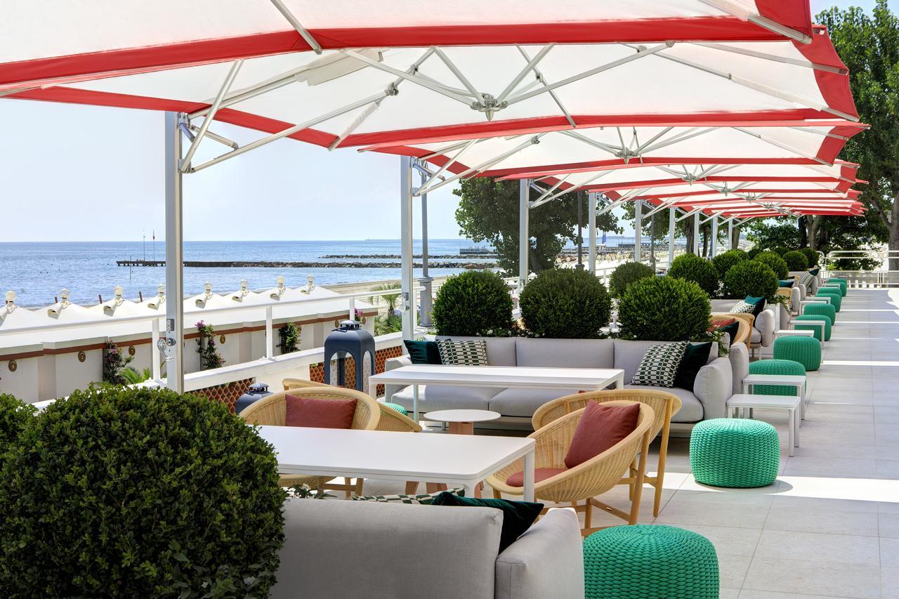 Hotel Excelsior Venice Lido di Venezia Exterior foto